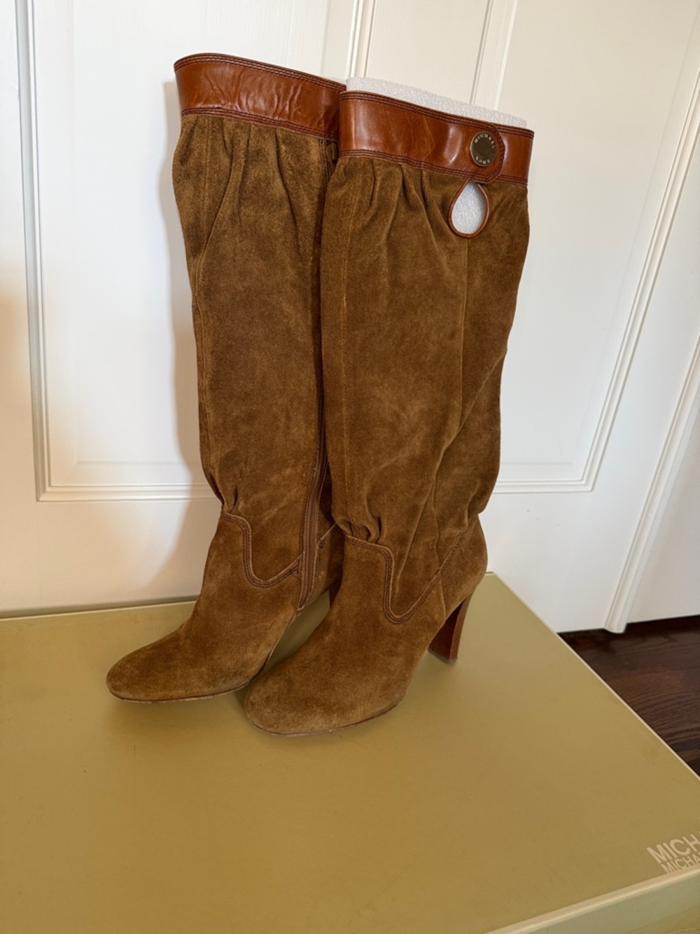 Michael Kors harness slouch boot. Size 8 1/2